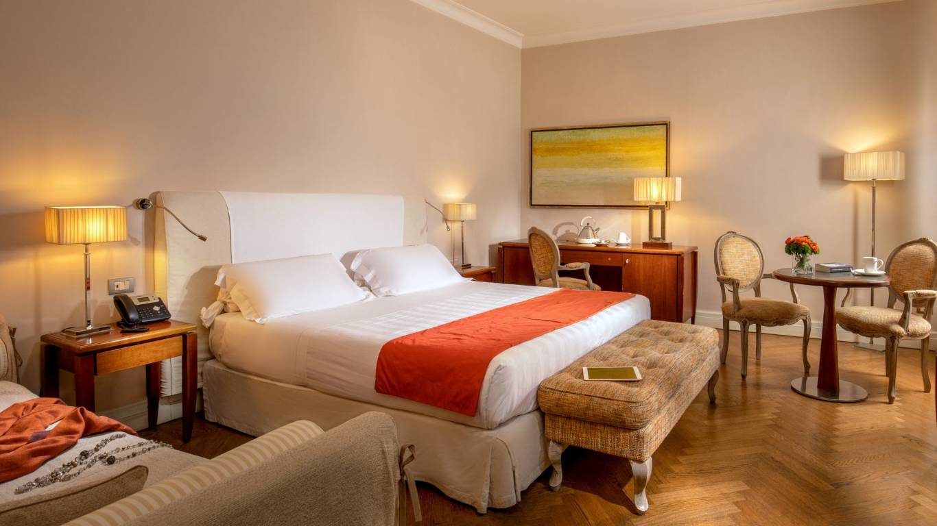 Hotel-Vivaldi-Rome-prestige-room
