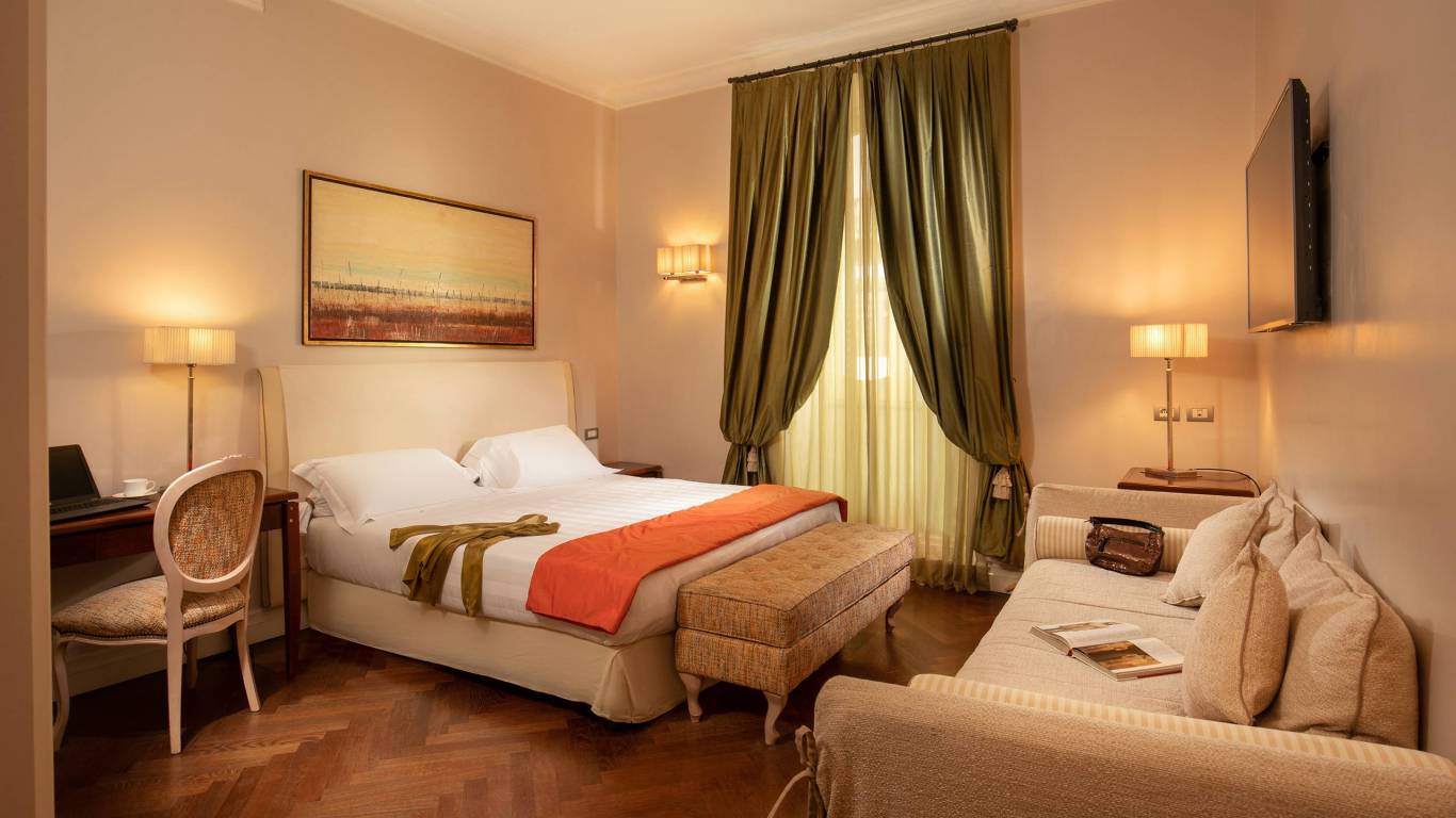 Hotel-Vivaldi-Rome-suite
